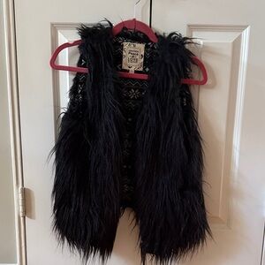 Urban Behavior Peace & Love Black Faux Fur Vest
